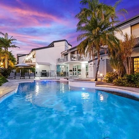 Noosa Boutique Apartments & Elkhorn Villas Buitenkant foto
