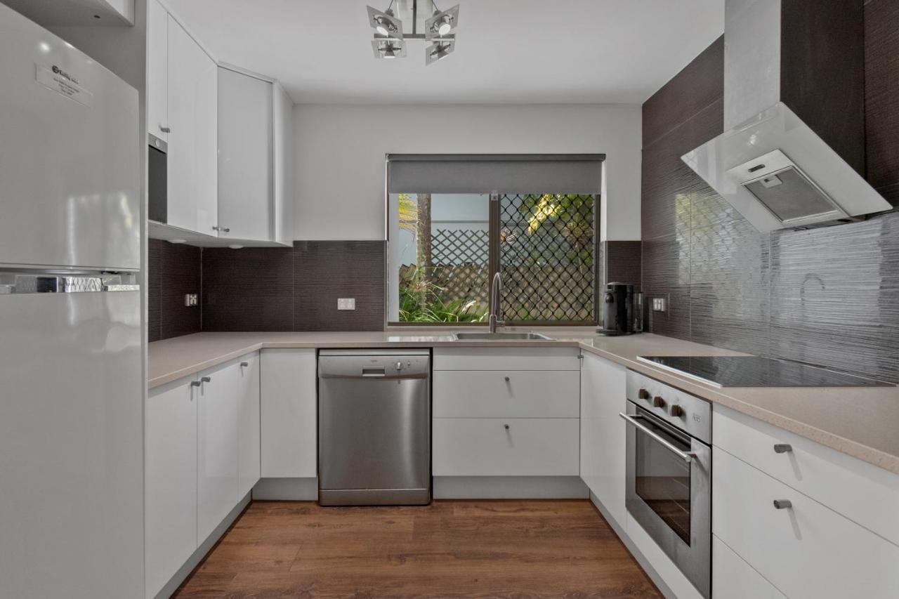 Noosa Boutique Apartments & Elkhorn Villas Buitenkant foto